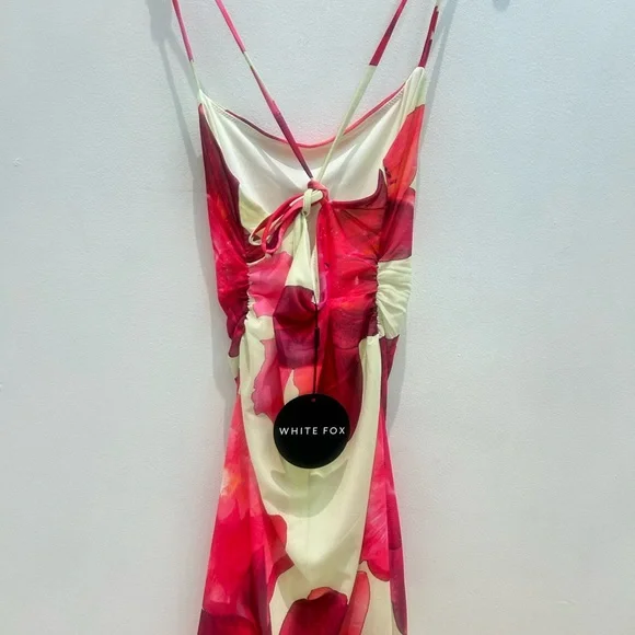 White Fox Boutique Floral Mini Dress - Red and Cream - Picture 2 of 2